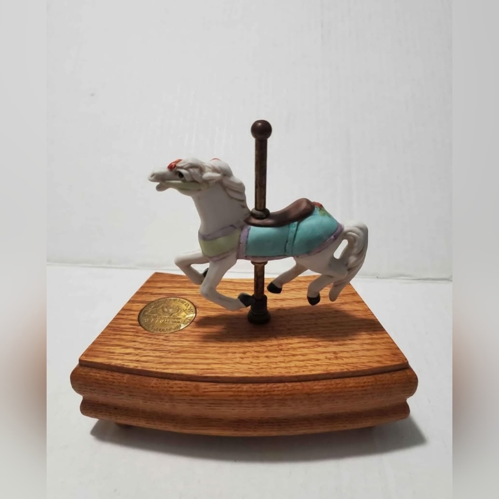 Vintage Music  Box, Carousel Romance by Willits Designs, Moonlight Sonata.